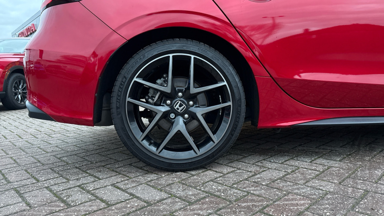 Honda Civic 2.0 eHEV Advance 5dr CVT Hybrid Hatchback